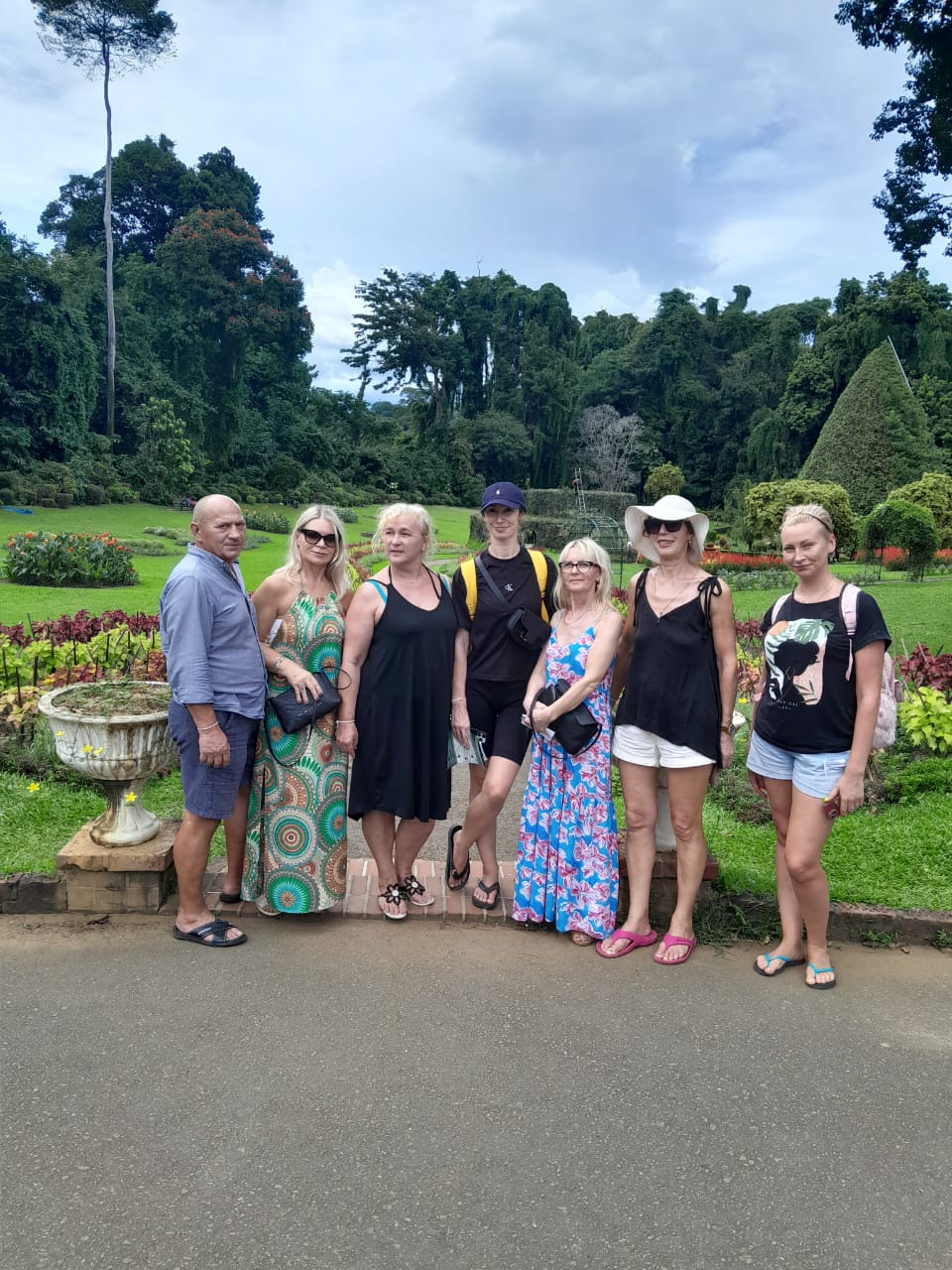 Group tour Sri Lanka